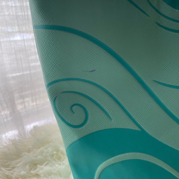 Loungefly Ariel Tote - Picture 10 of 13